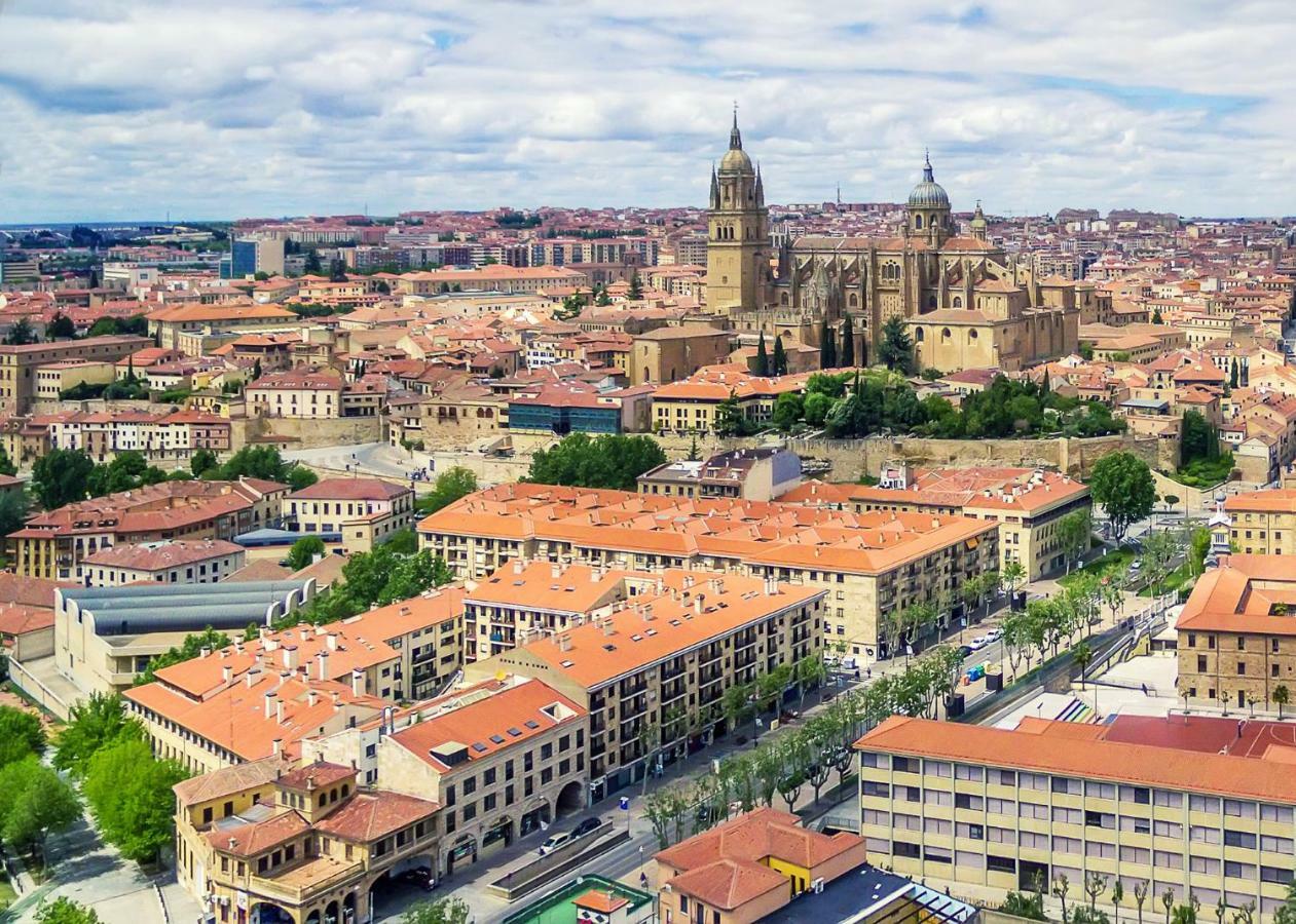 Vut San Nicolas 3 Salamanca Bagian luar foto